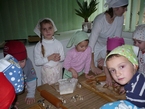 Pečenie medovníčkov 5. trieda